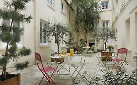 Alfred Hotels Paris Lecourbe- Hôtel Rénové